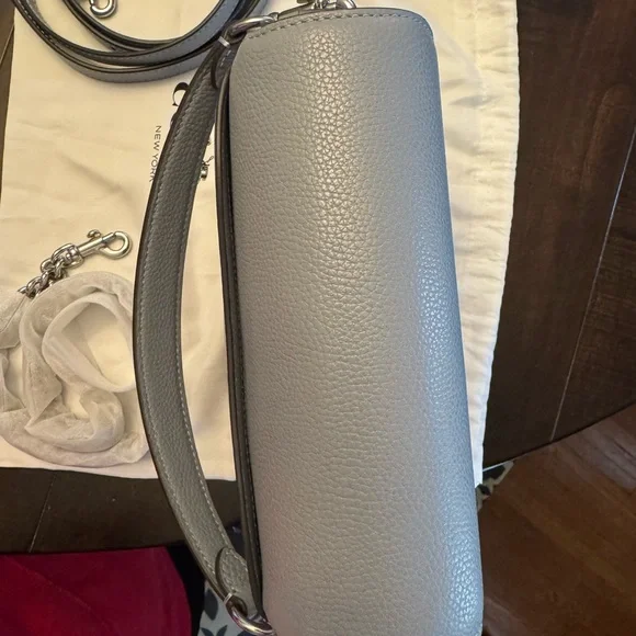 🩵 Coach Cassie Crossbody Bag 19 (in Excellent Used Condition )! 🩵 - Picture 6 of 17